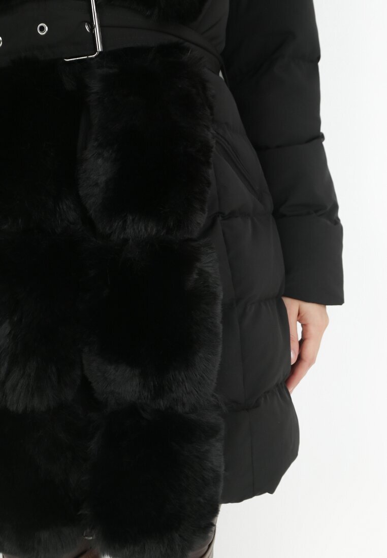 new collection Geacă Neagră Matlasată cu blană Balmo