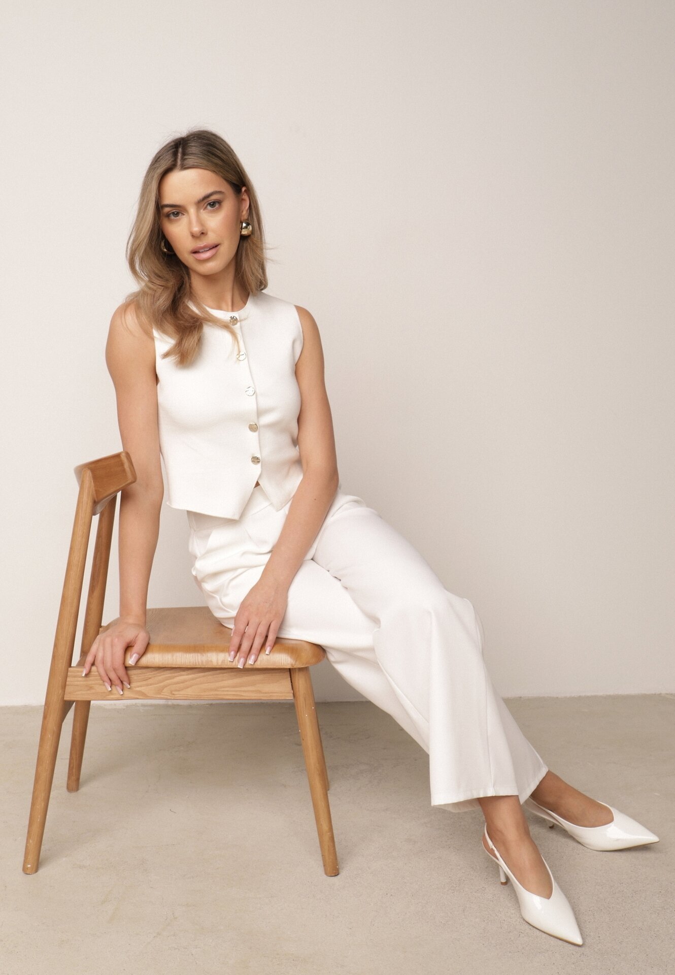 new collection Pantaloni Albi Eleganți cu Picioare Lărgi Kahinuni