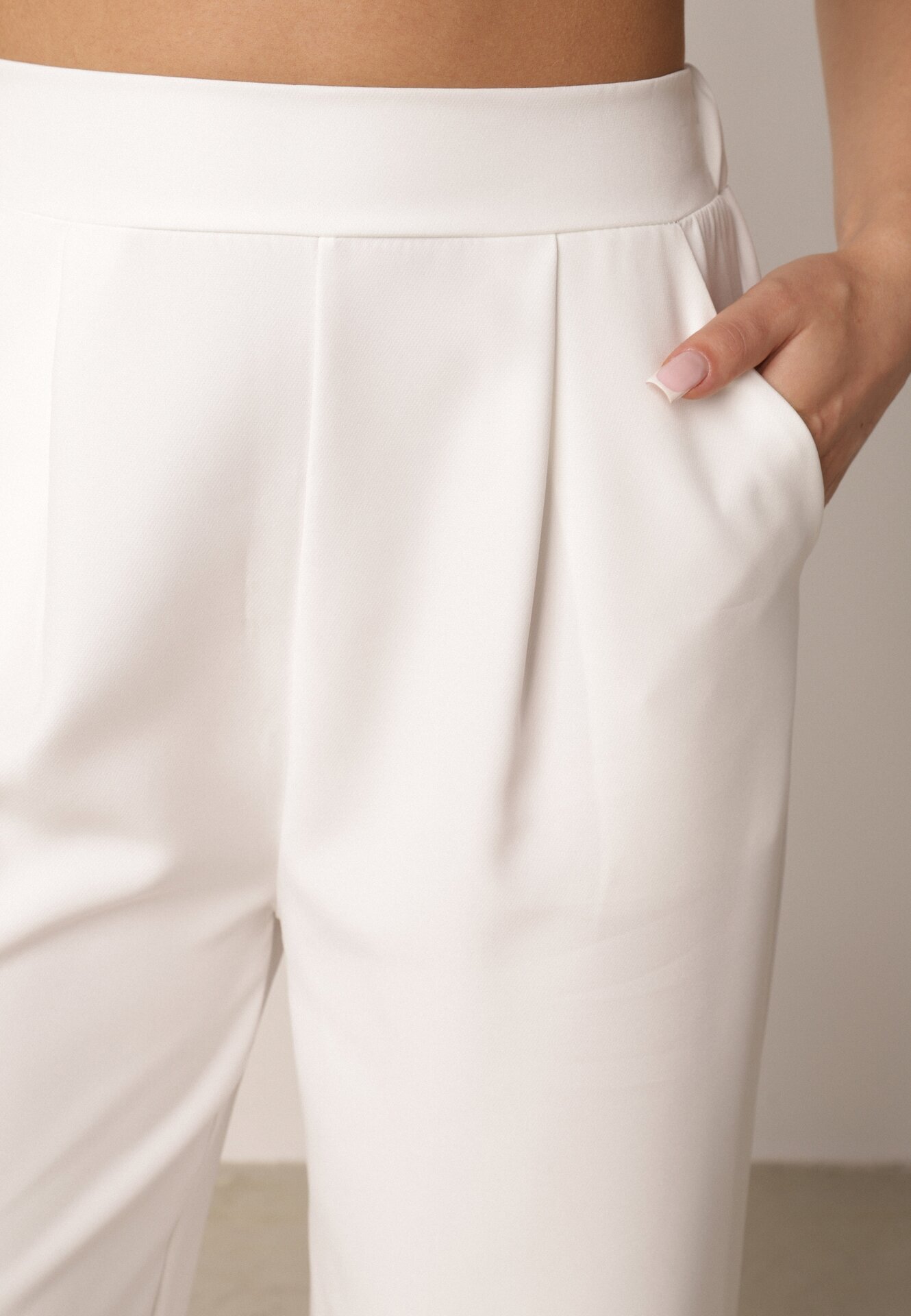 new collection Pantaloni Albi Eleganți cu Picioare Lărgi Kahinuni