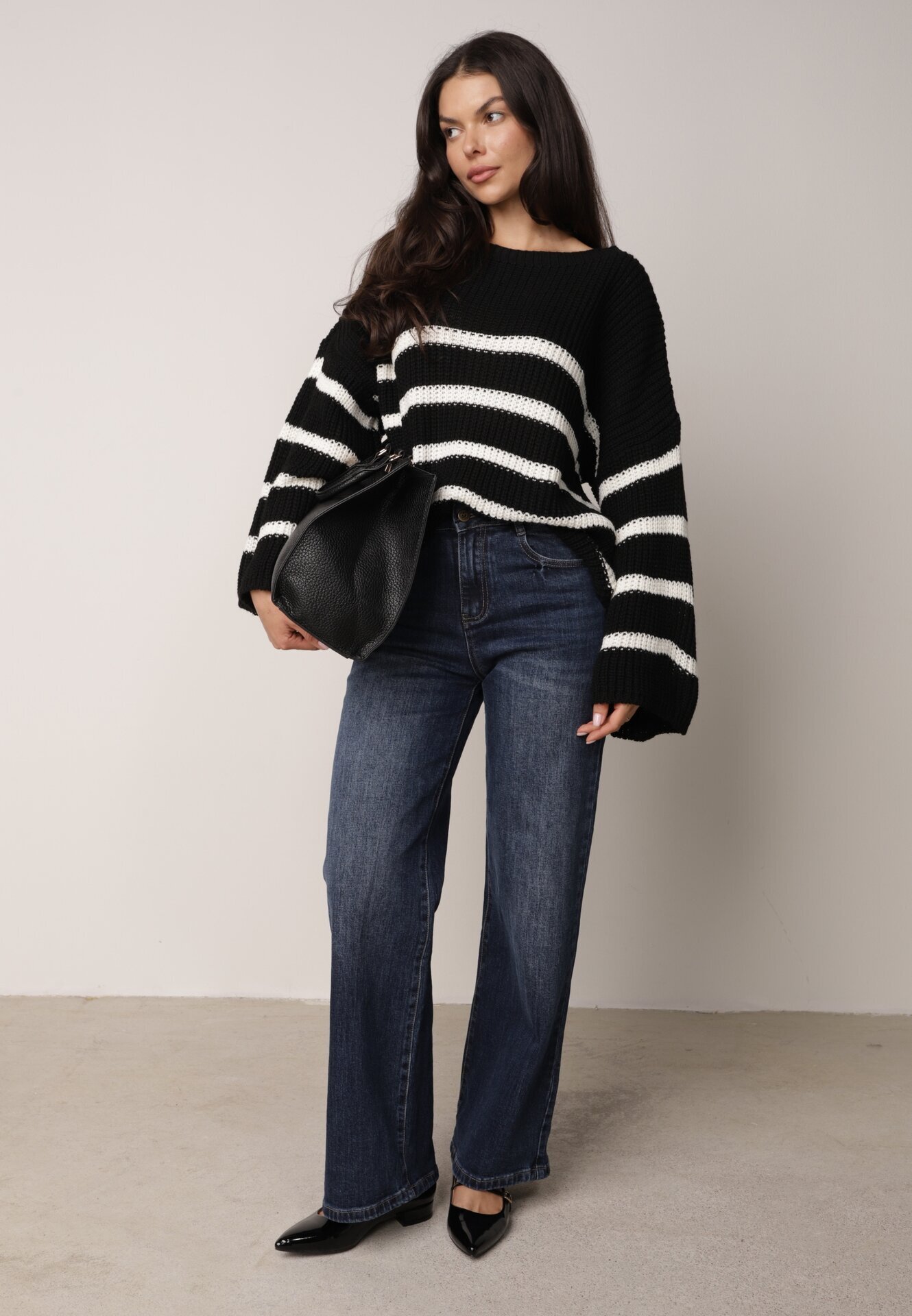 new collection Pulover Negru Tricotat cu mâneci lungi și largi în dungi Samsoni