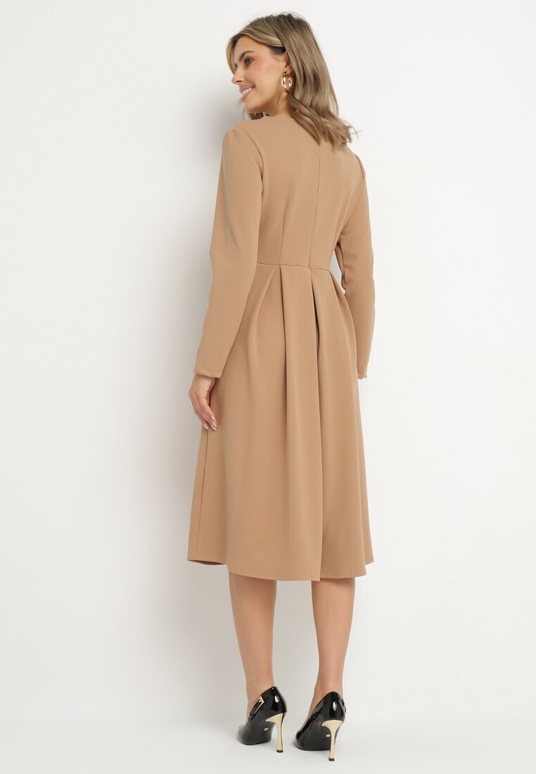 new collection Rochie Bej Evazată De Seară cu Decolteu ascuțit Temithiel