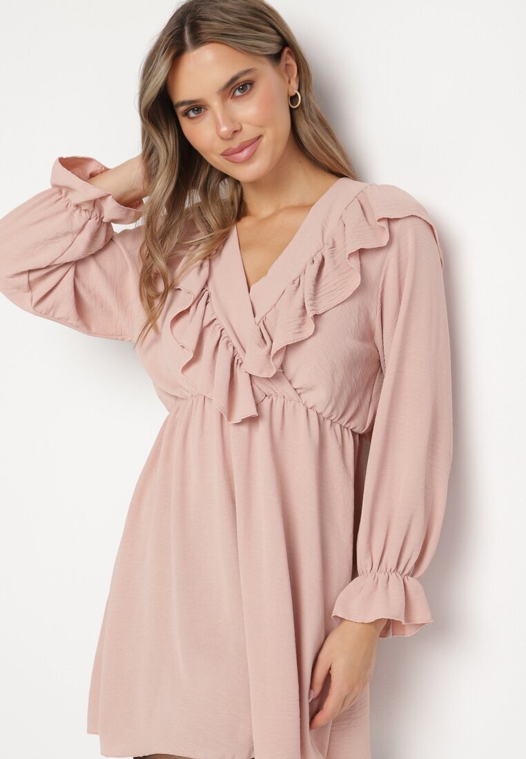 new collection Rochie Cloche Roz cu croială petrecută și volane Celonara
