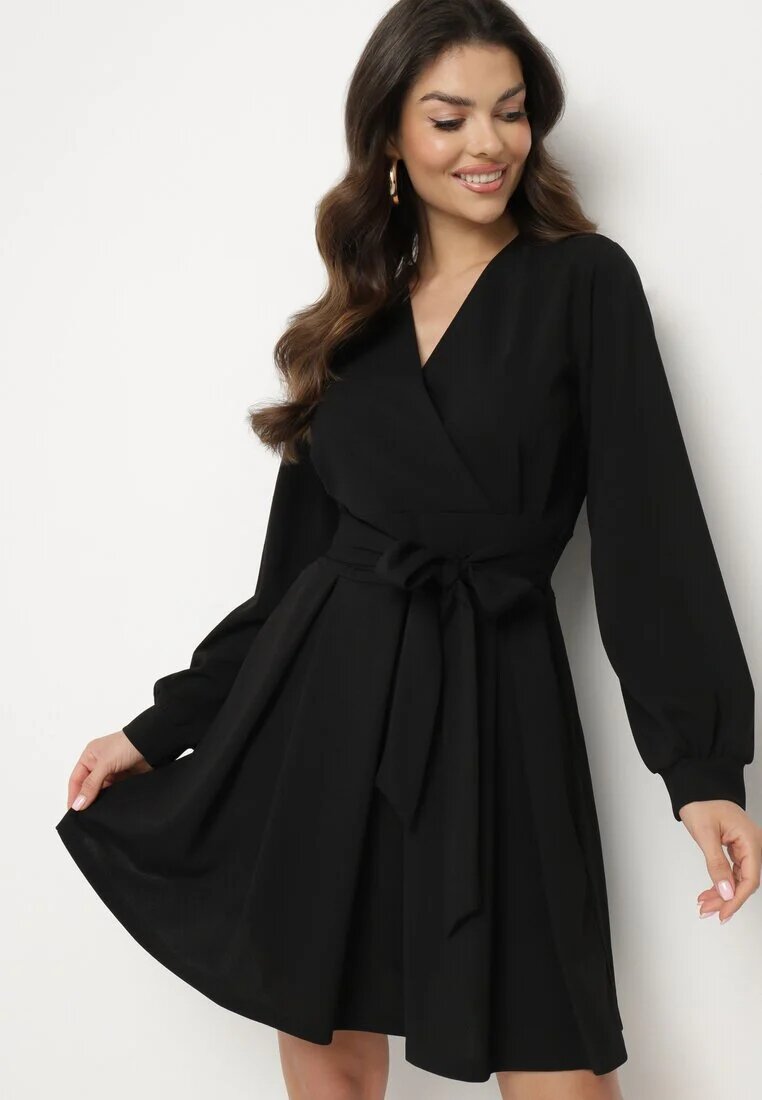 new collection Rochie Evazată Neagră cu Decolteu Petrecut și Cordon Cusut pentru Legare Temithie