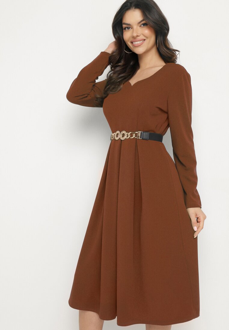 new collection Rochie Maro Evazată de Seară cu Decolteu Ascuțit Temithiel