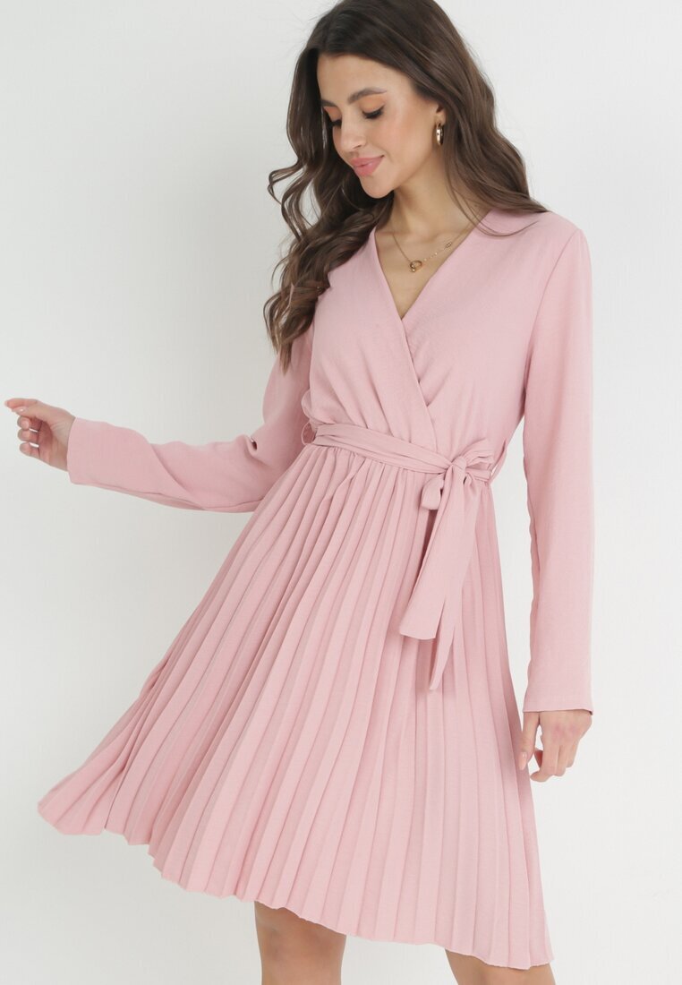 new collection Rochie Roz închis Plisată cu Decolteu Petrecut și Curea Minesia
