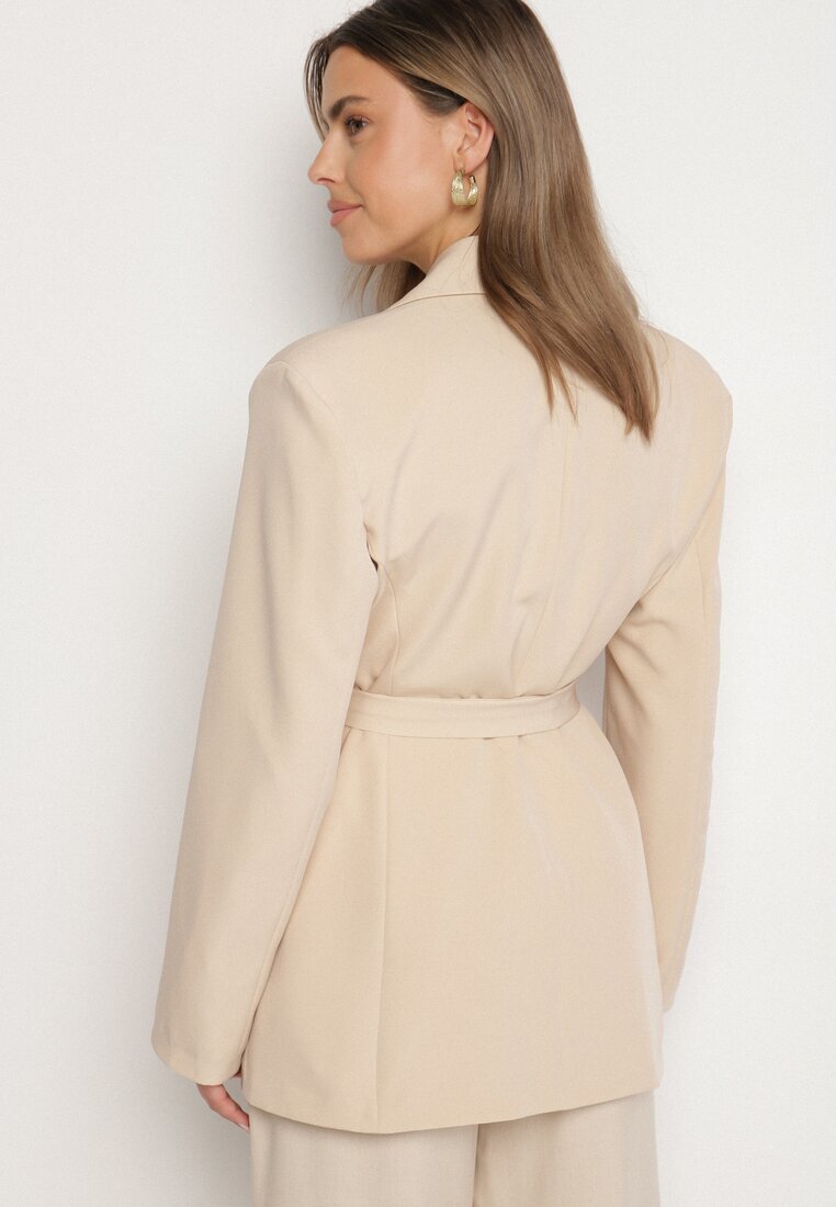 new collection Sacou Bej la un rând cu Curea și Umeri Întăriți Diomella