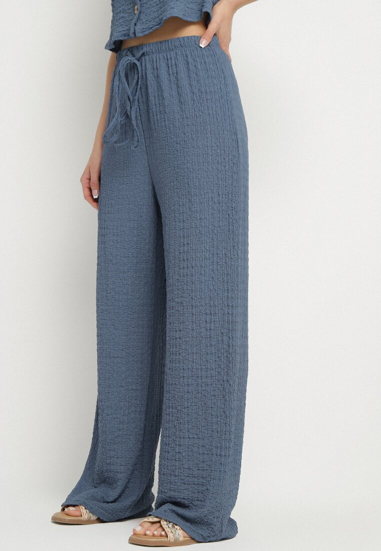 new collection Set Albastru Vestă cu decolteu în V și Pantaloni largi cu legătură Sadonelle