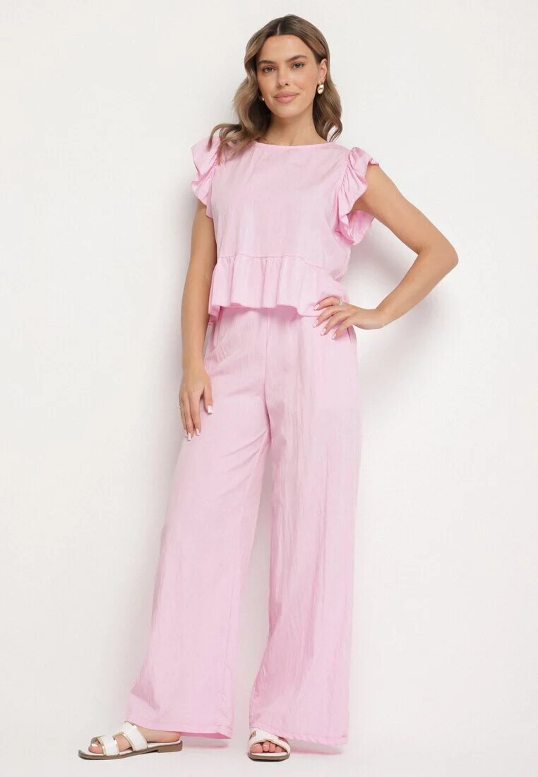 new collection Set Roz din Viscoză Pantaloni Largi și Bluză cu Volane Villimi