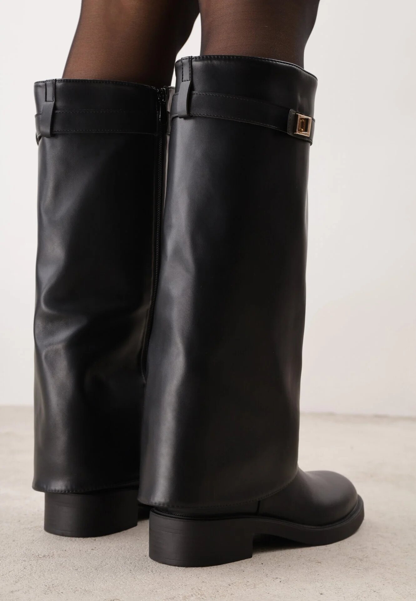 orena paris Cizme cu caramb ce imită cracul pantalonului izolați Catarra Negre