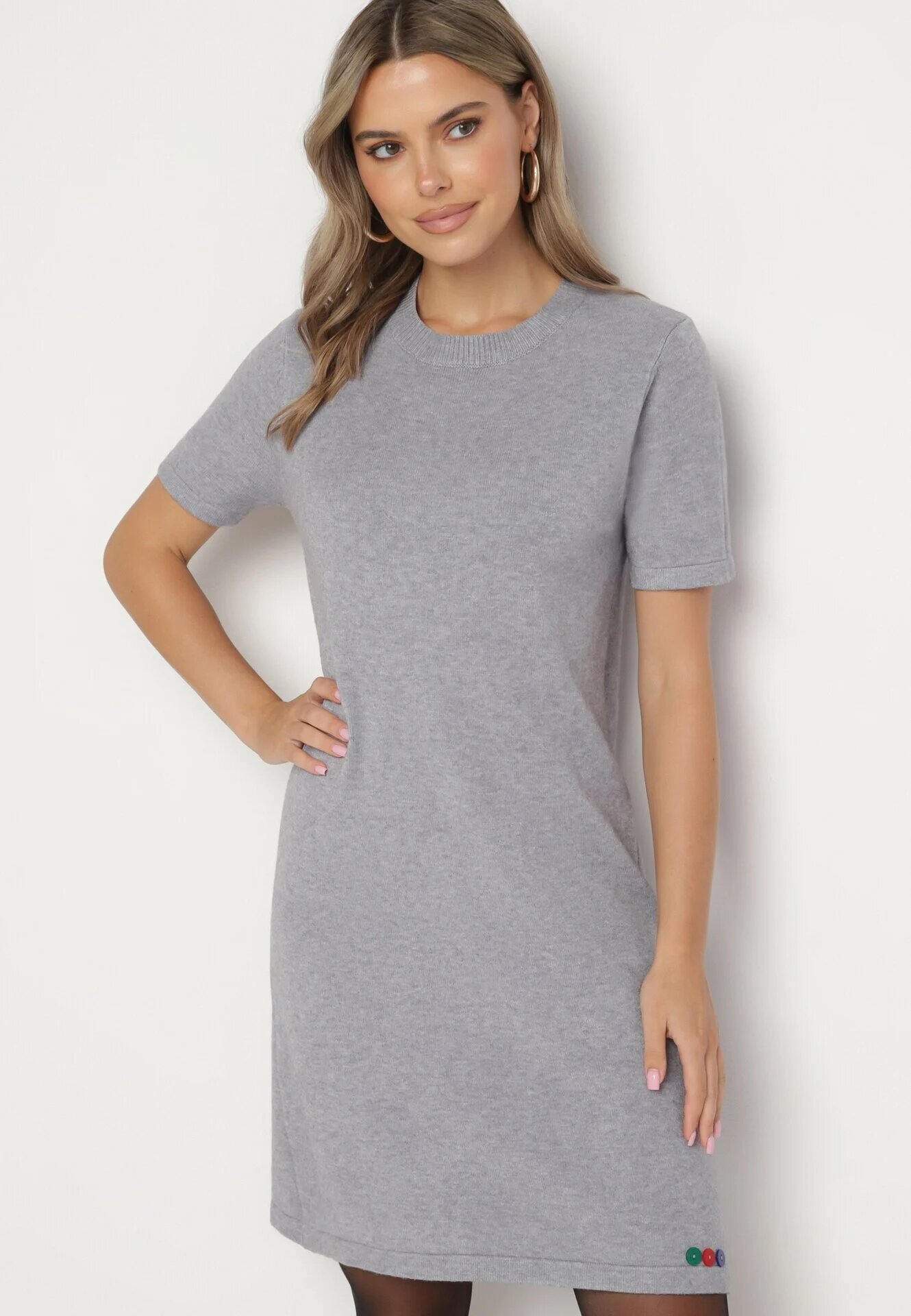palma Rochie Cenușie Tricotată cu Viscoză croială tip tricou cu nasturi decorativi Arissana