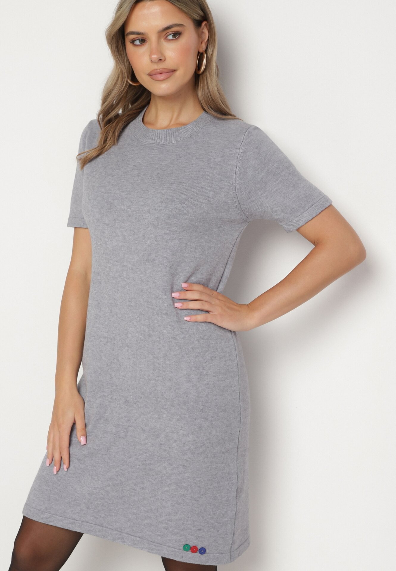palma Rochie Cenușie Tricotată cu Viscoză croială tip tricou cu nasturi decorativi Arissana