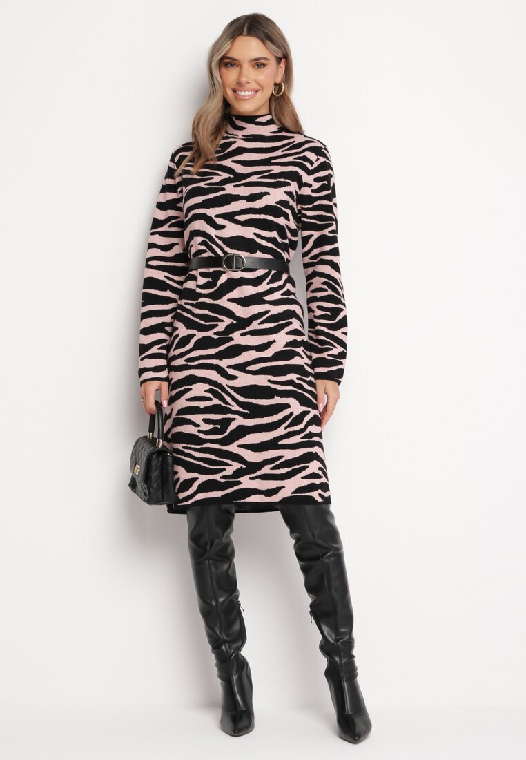 palma Rochie Roz deschis Midi cu croială lejeră cu motiv animal și semiguler Vissara