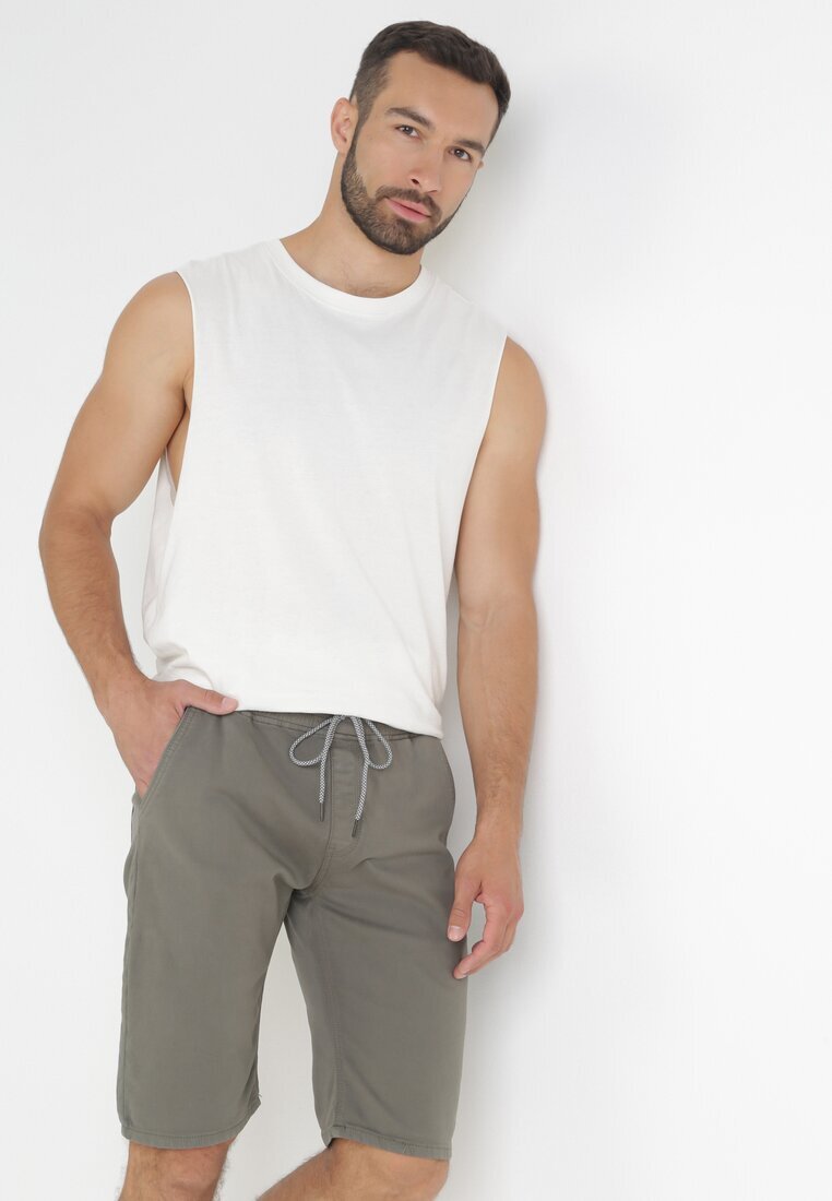  Pantaloni scurți Verde închis cu elastic în talie și cu manșete la picioare Feven