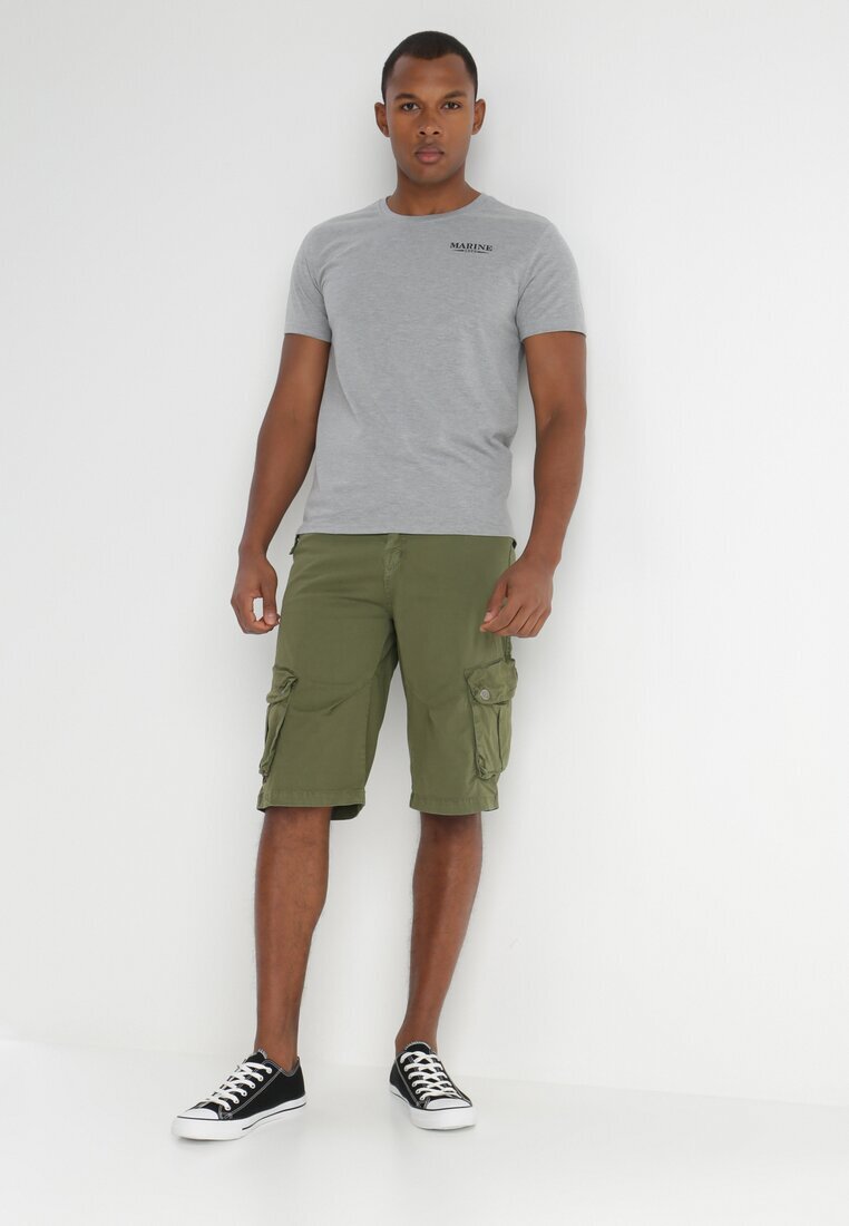  Pantaloni scurți verde închis Noriloe