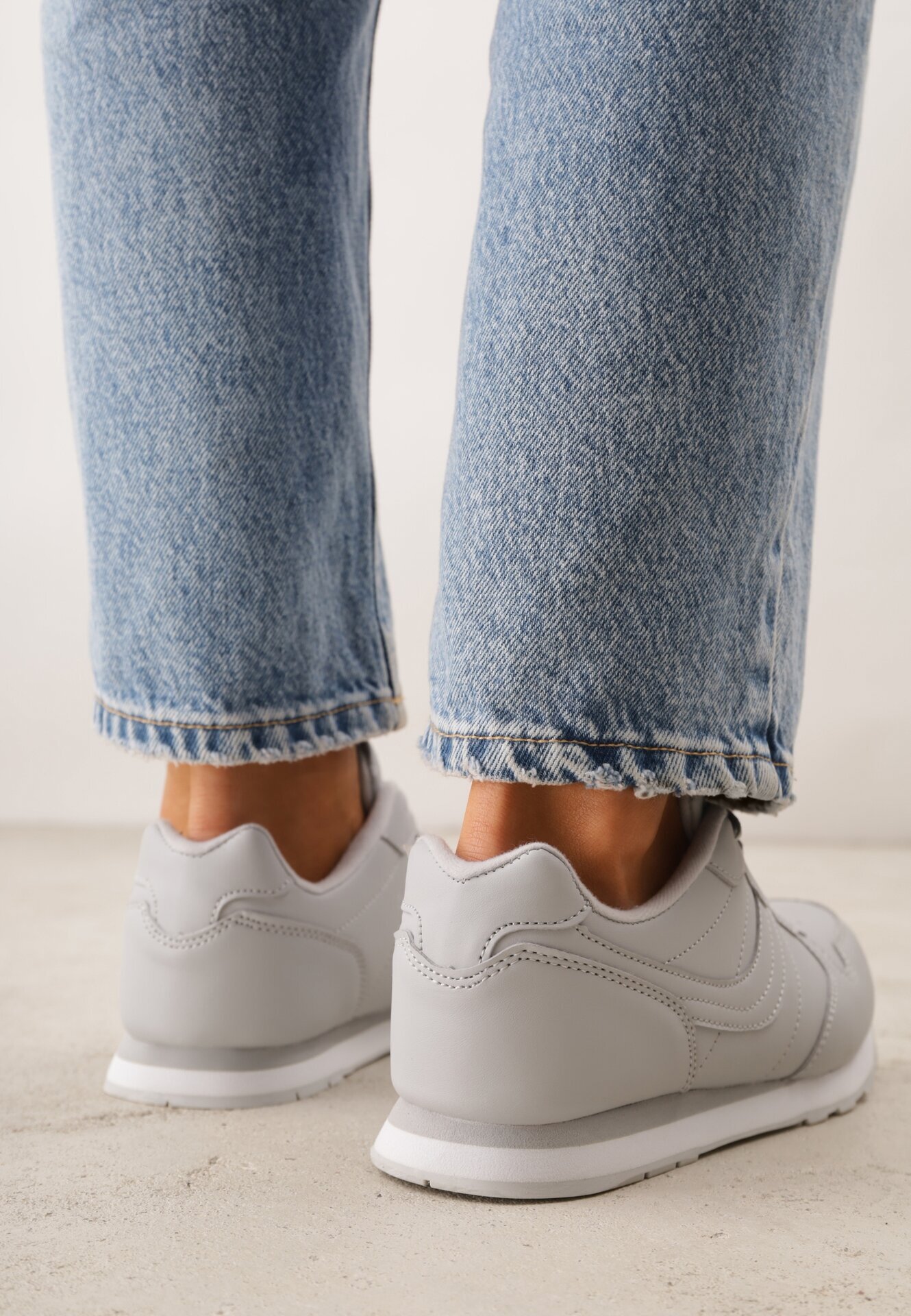  Pantofi sport Gri deschis Laodosa