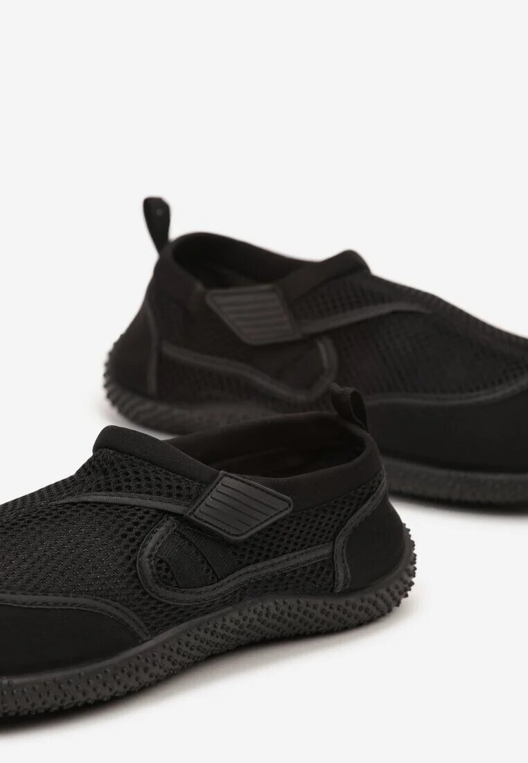  Pantofi sport Negri Slip-on Plați pentru Apă Decorați cu Perforații Rivanema