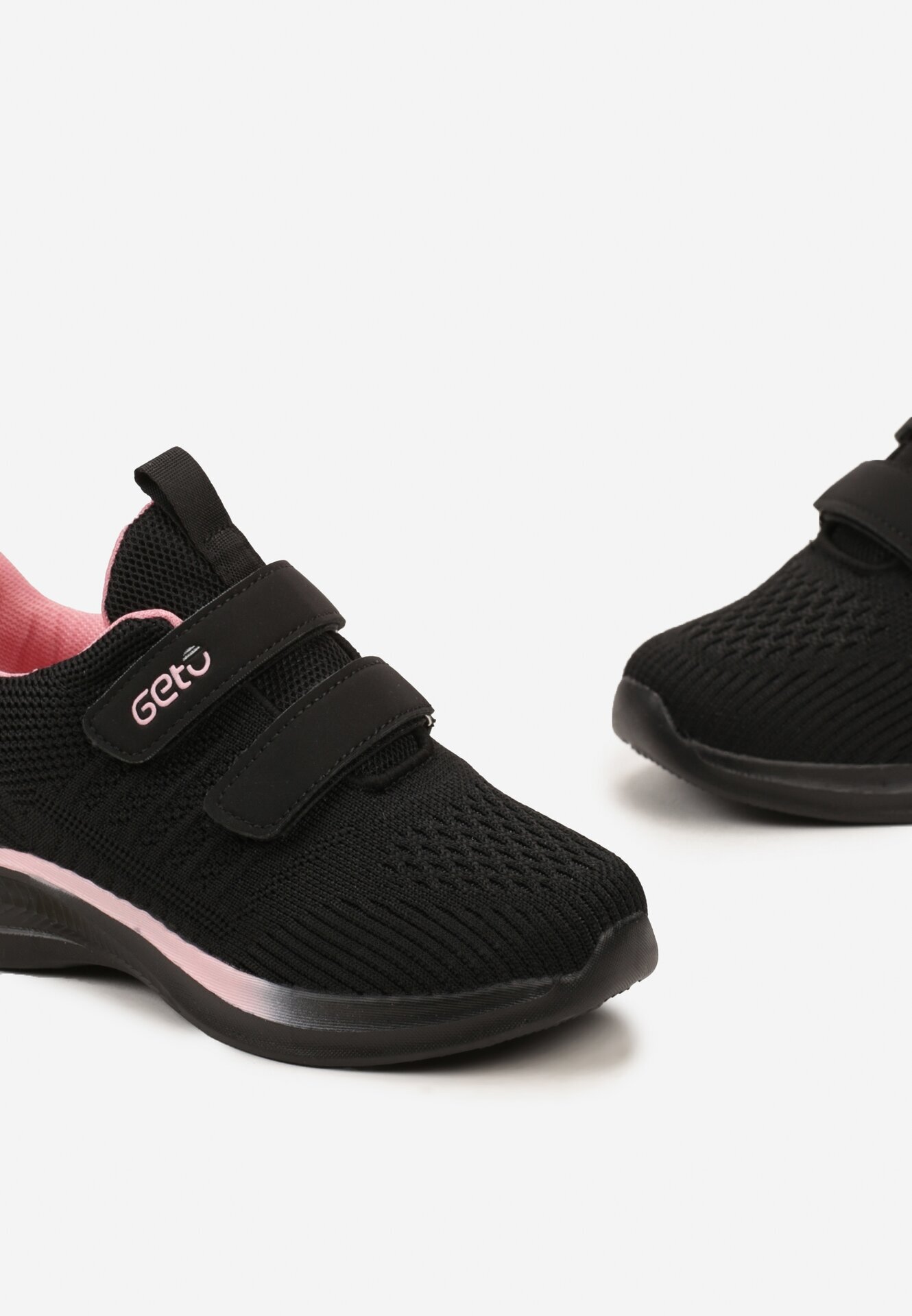  Pantofi Sport Negru-Roz cu Talpă Contrastantă și Arici Danivra