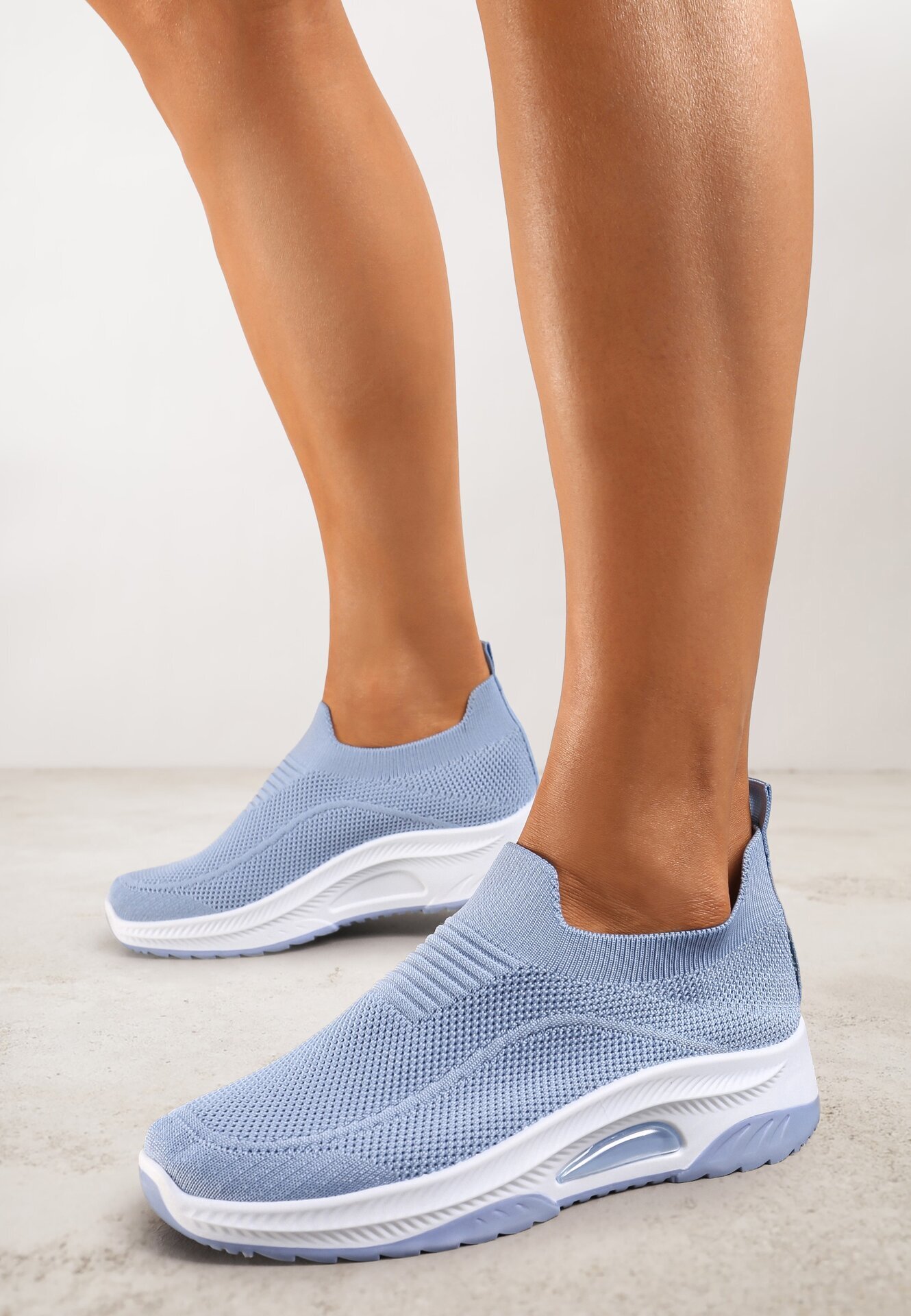  Pantofi sport slip-on albaștri cu talpă compensată cu perforații Mellarina