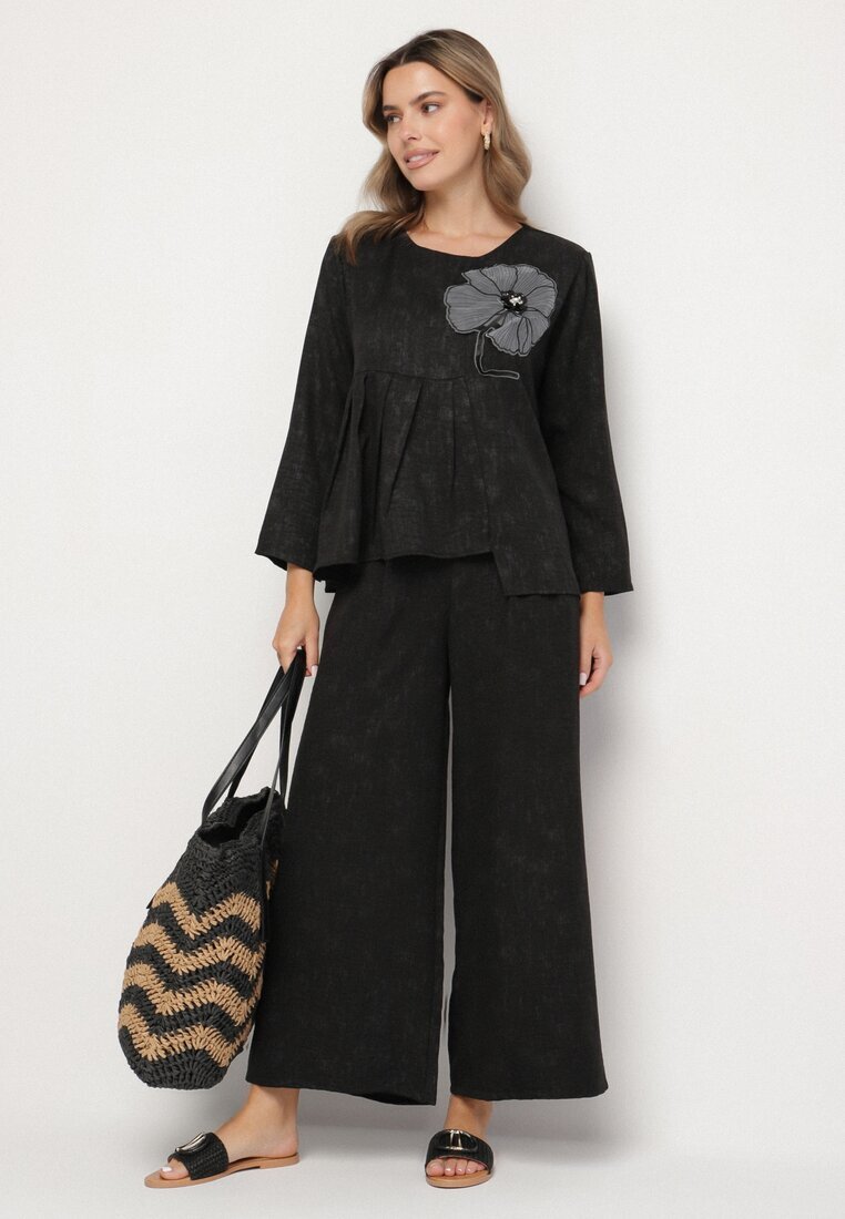 pretty Compleu Negru Bluză cu bază evazată și aplicație florală și Pantaloni largi Ravirisa