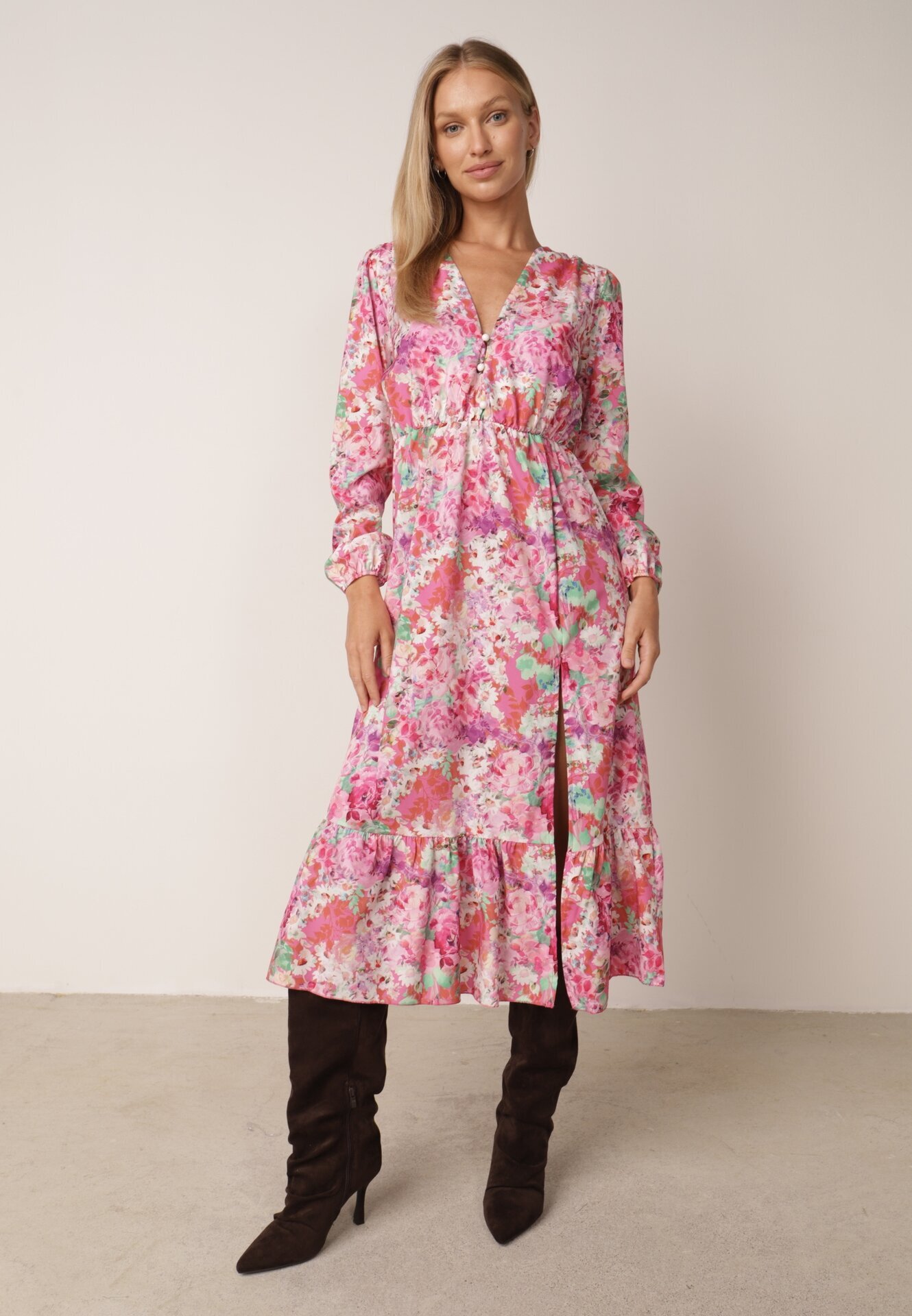 pretty Rochie Evazată Roz cu Imprimeu Floral cu Decolteu în V și Elastic în Talie Janitra