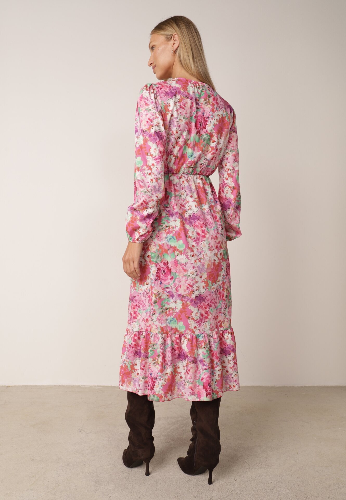 pretty Rochie Evazată Roz cu Imprimeu Floral cu Decolteu în V și Elastic în Talie Janitra