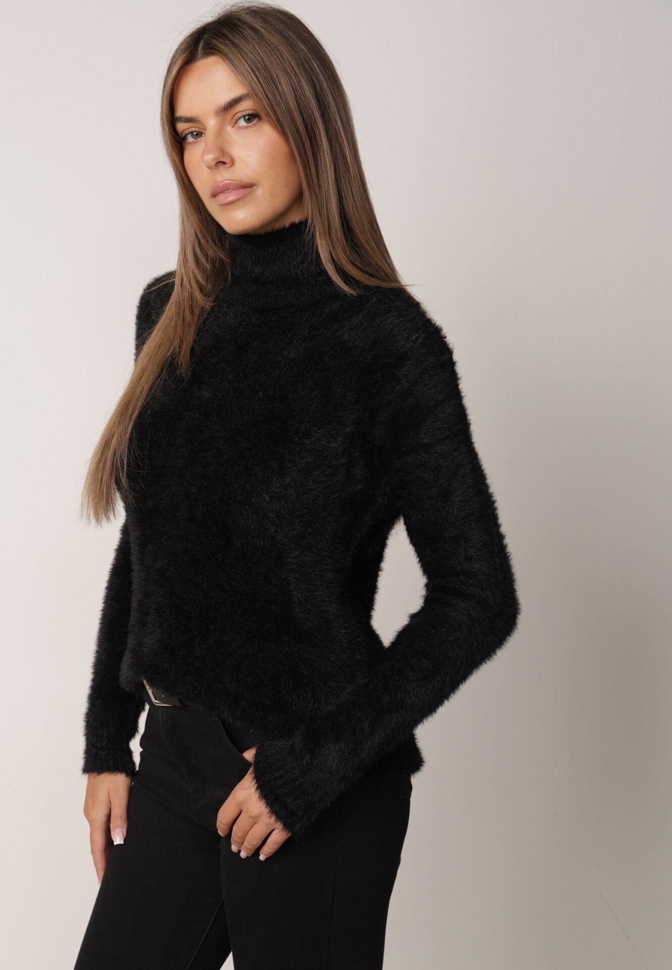  Pulover Negru de lână Karle