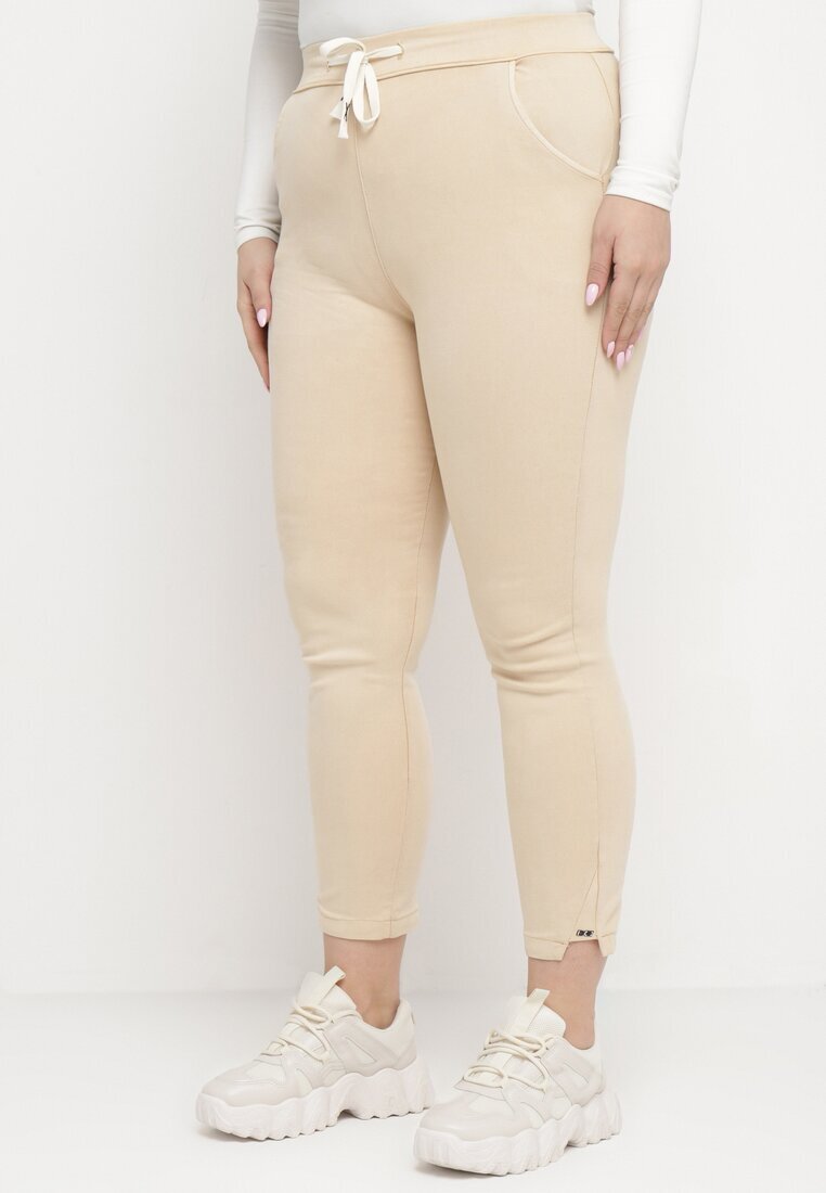 queene Pantaloni Skinny bej deschis cu șnur în talie și buzunare Irfana