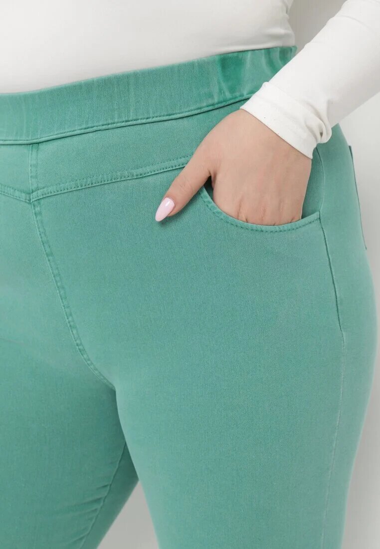 queene Pantaloni verde deschis cu talie înaltă lungime 7/8 cu Zirconii Aineth