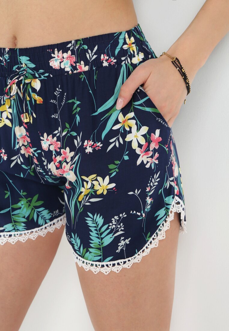 r&f fashion Pantaloni scurți bleumarin din Vâscoză cu Imprimeu Floral și Dantelă Decorativă Marlenne
