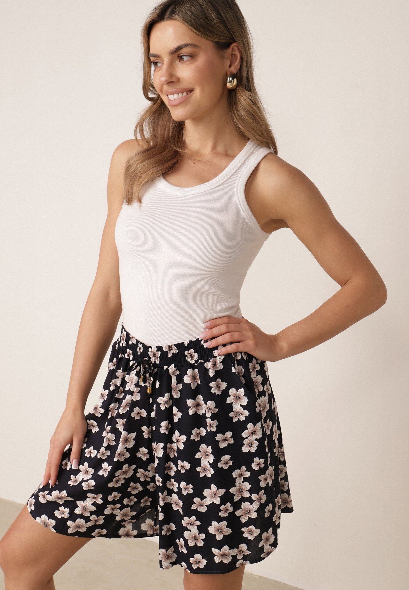 r&f fashion Pantaloni scurți Bleumarin Lejeri Zerlaivo
