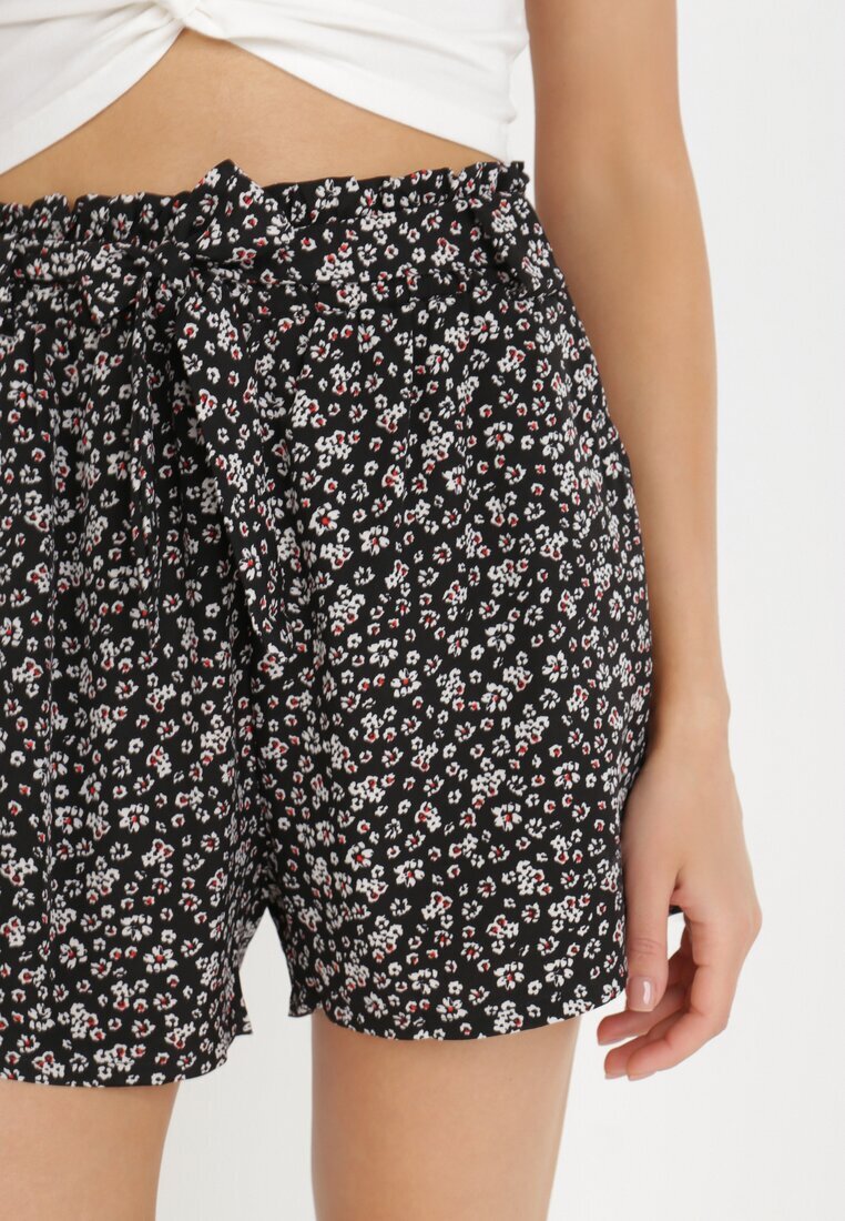 r&f fashion Pantaloni scurți Negri Basime