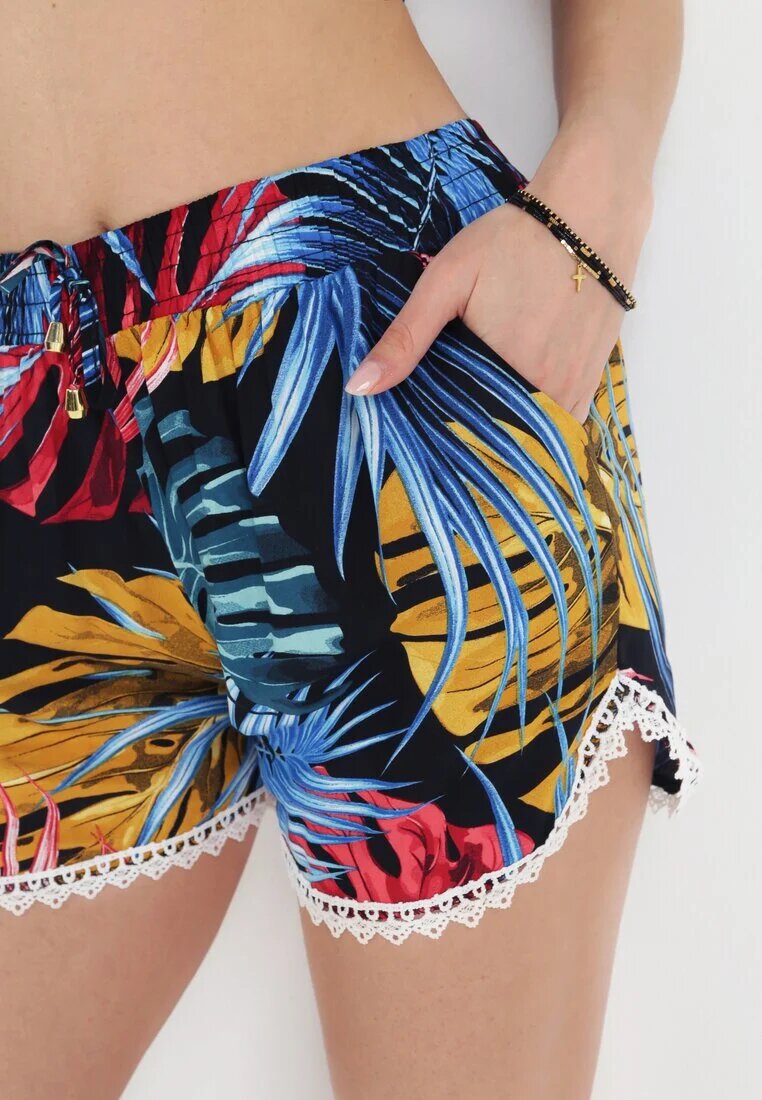 r&f fashion Pantaloni scurți Negri din Viscoză cu Inserție din Dantelă Zedia