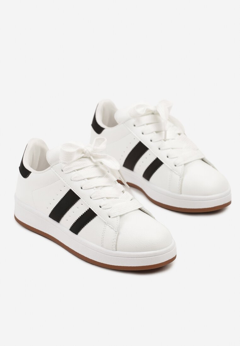 renda Adidași Albi cu Perforații și Benzi Decorative Deolene