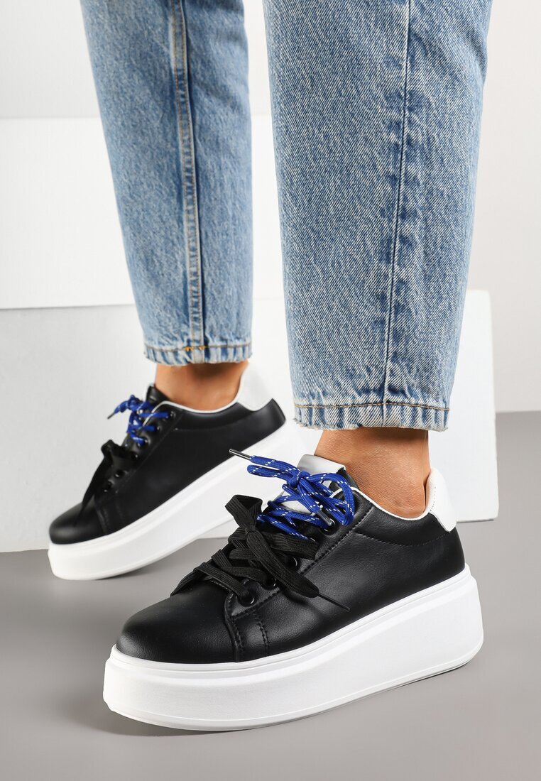 renda Adidași Negru-Alb Decorați Cu Șiret Dublu Zdivane