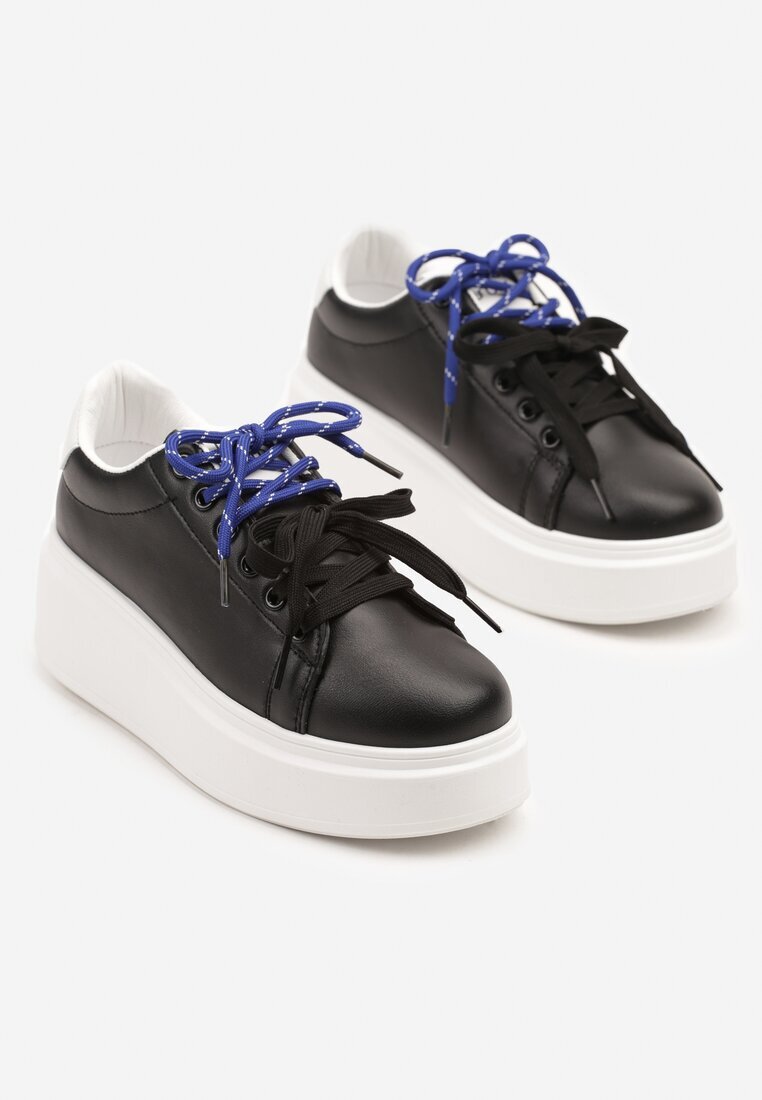 renda Adidași Negru-Alb Decorați Cu Șiret Dublu Zdivane