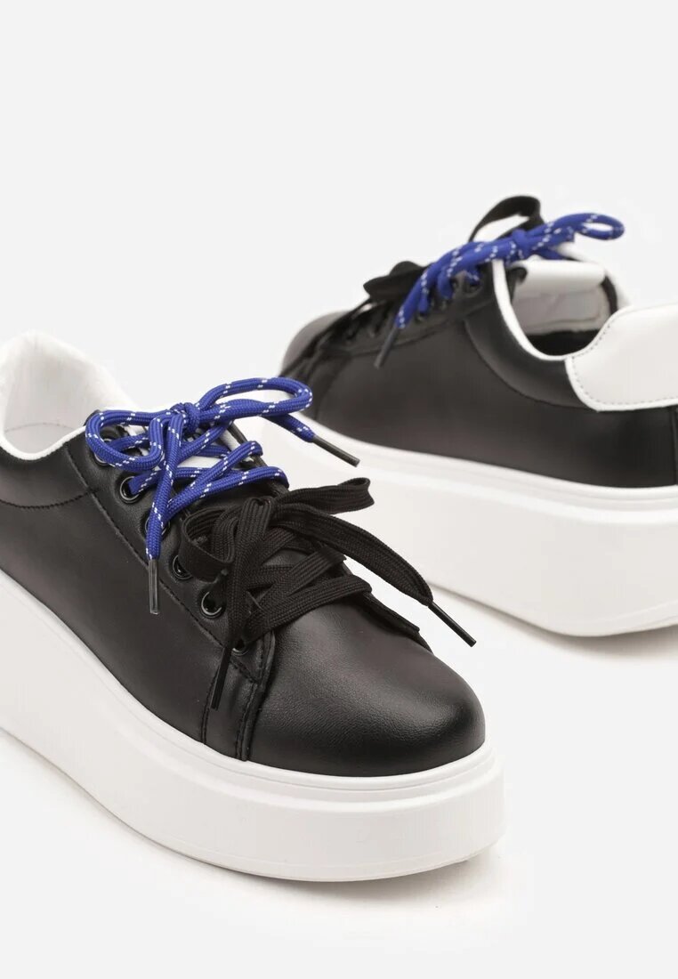 renda Adidași Negru-Alb Decorați Cu Șiret Dublu Zdivane