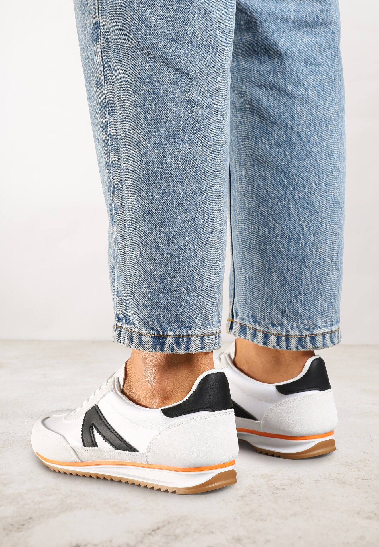 renda Sneakerși Albi Decorați cu Model Geométric Teroti