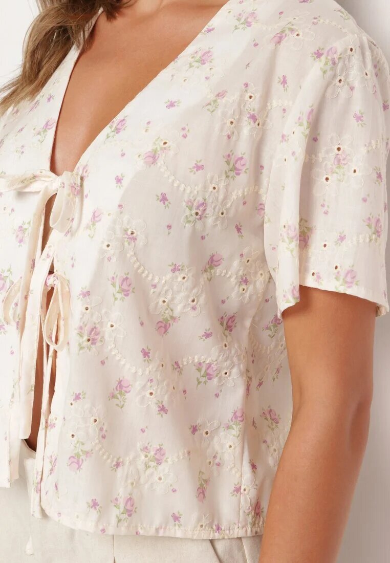 retro & icone Bluză bej deschis tip cardigan legată cu șnururi în față Maiana