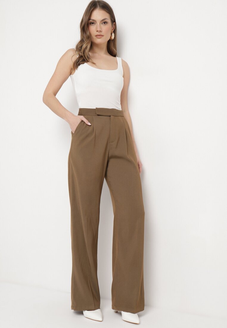 retro & icone Pantaloni Clasici Maro cu Buzunare și Picior Drept Trisonore