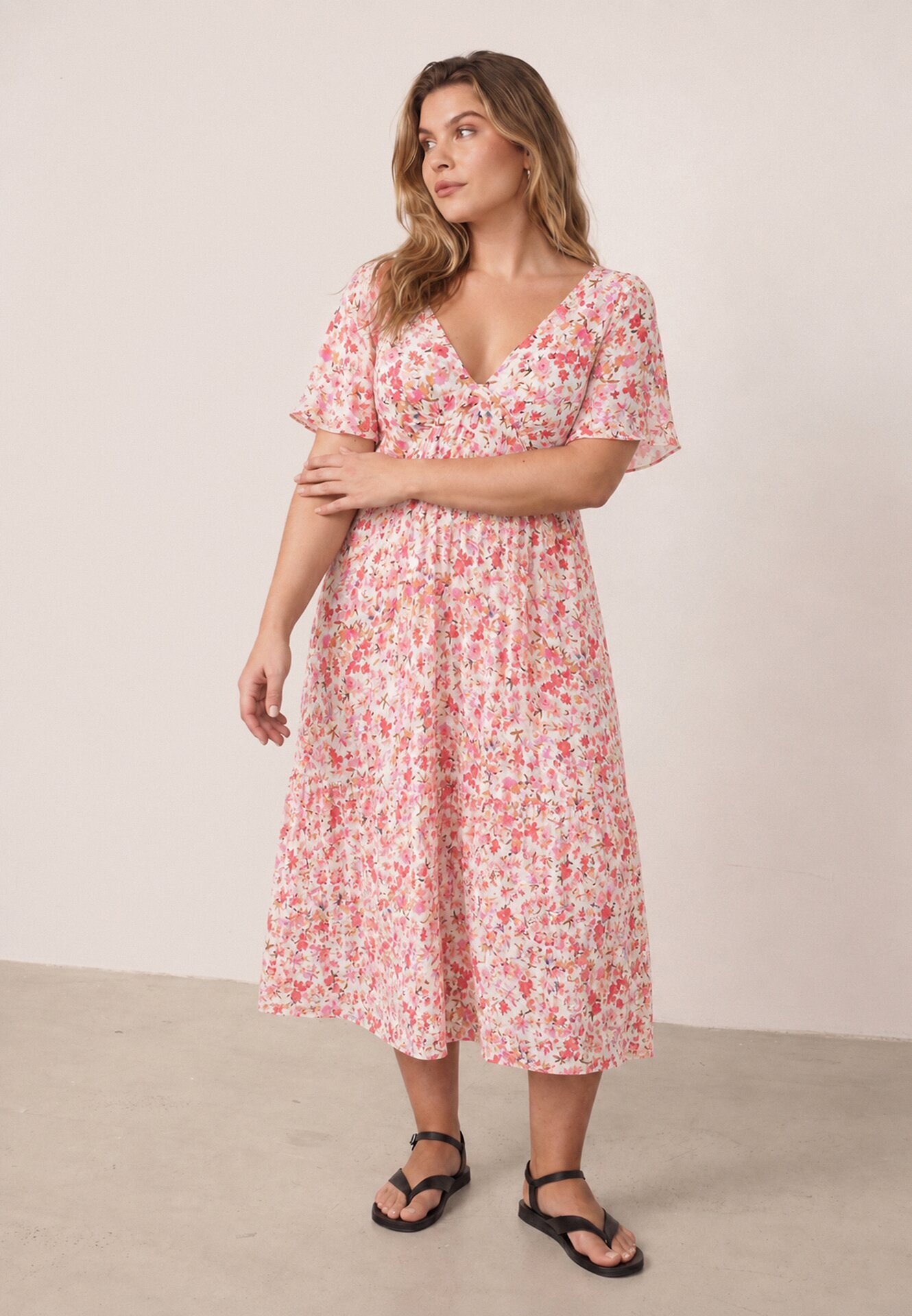 retro & icone Rochie ajustată casual cu flori și viscoză Myrassa Roz