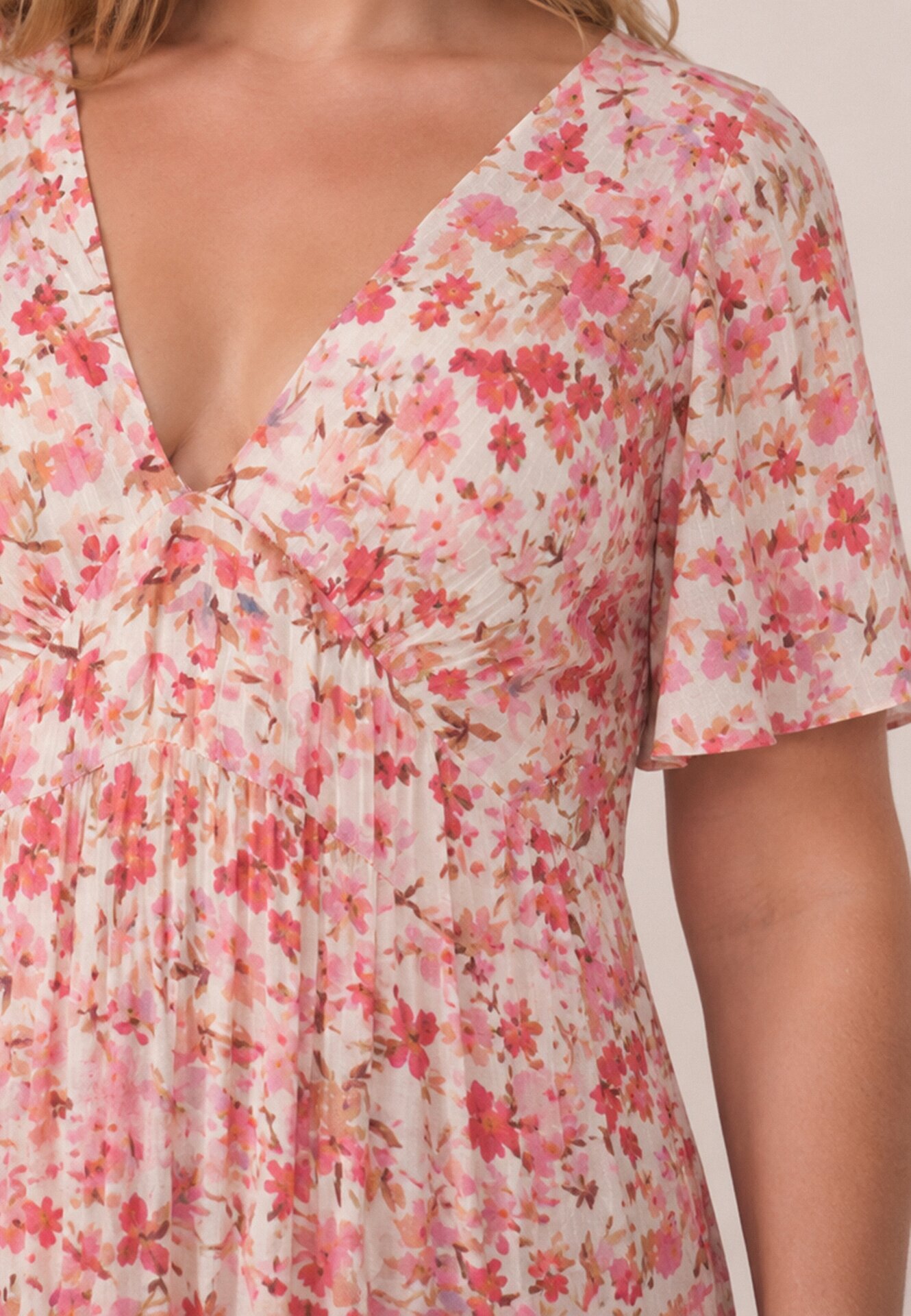retro & icone Rochie ajustată casual cu flori și viscoză Myrassa Roz