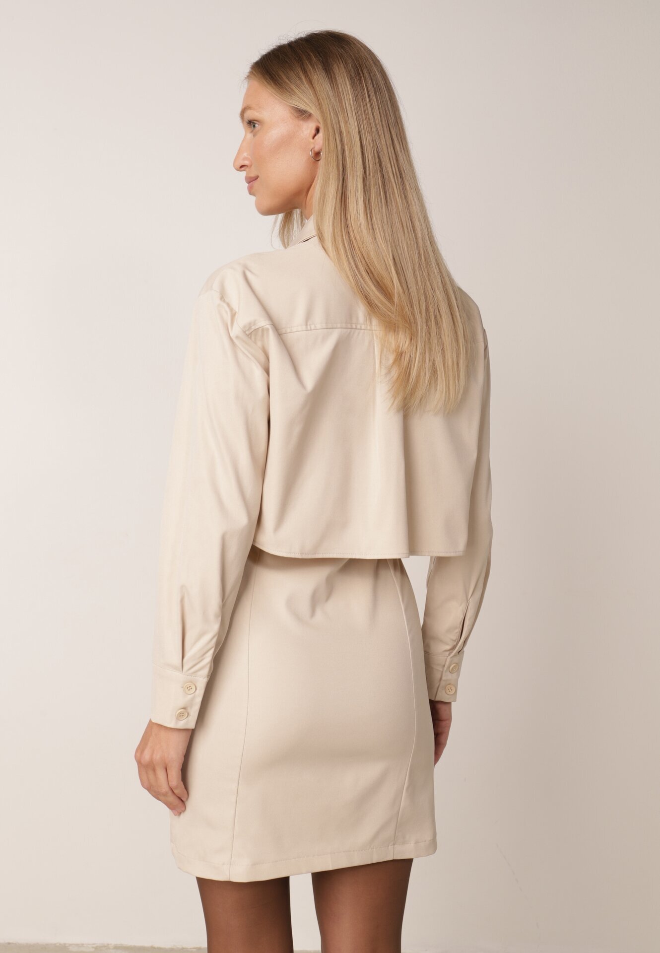 retro & icone Rochie Bej în stil cămașă cu legătură și imitație de buzunare Mavira