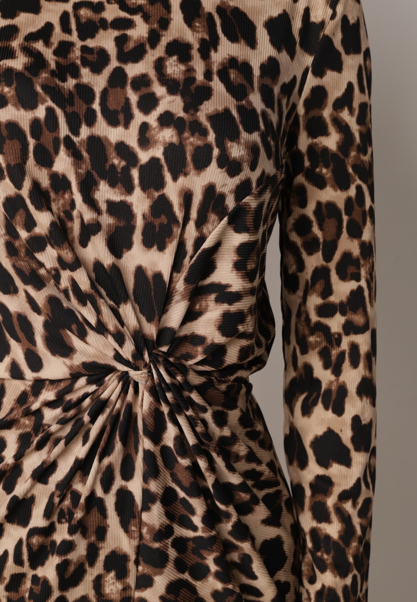 retro & icone Rochie Bej închis cu imprimeu leopard cu nod decorativ și despicătură Salanthia