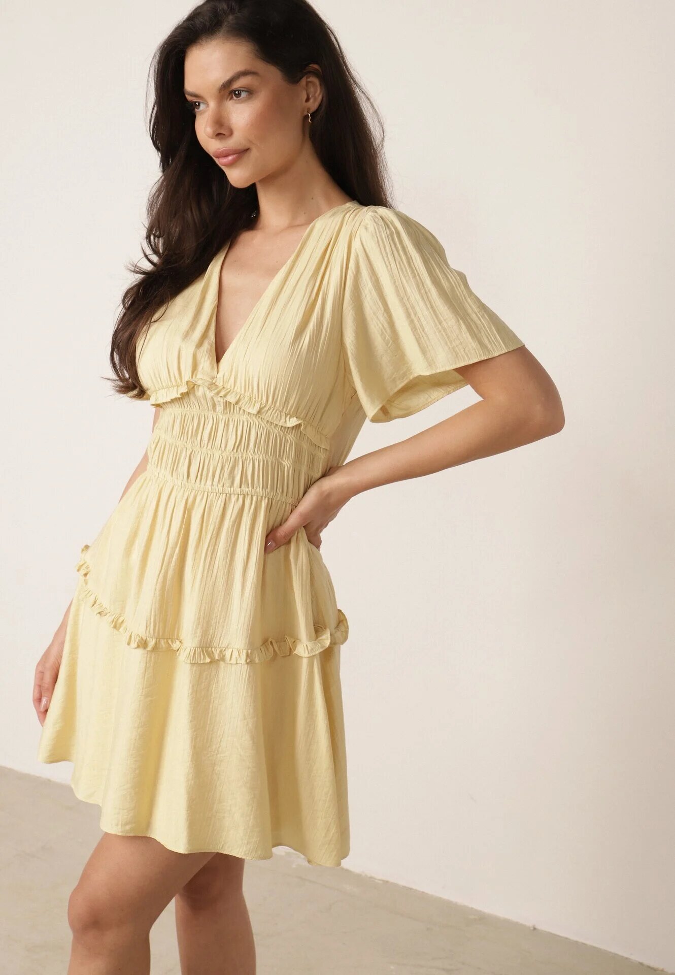 retro & icone Rochie de vară din vâscoză evazată cu talia evidențiată Periore Galbenă