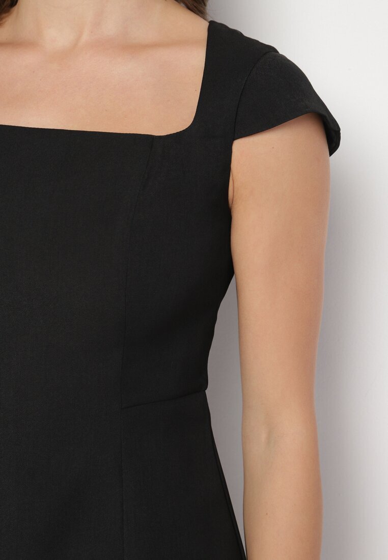 retro & icone Rochie Elegantă Neagră cu Decolteu Pătrat Melretia