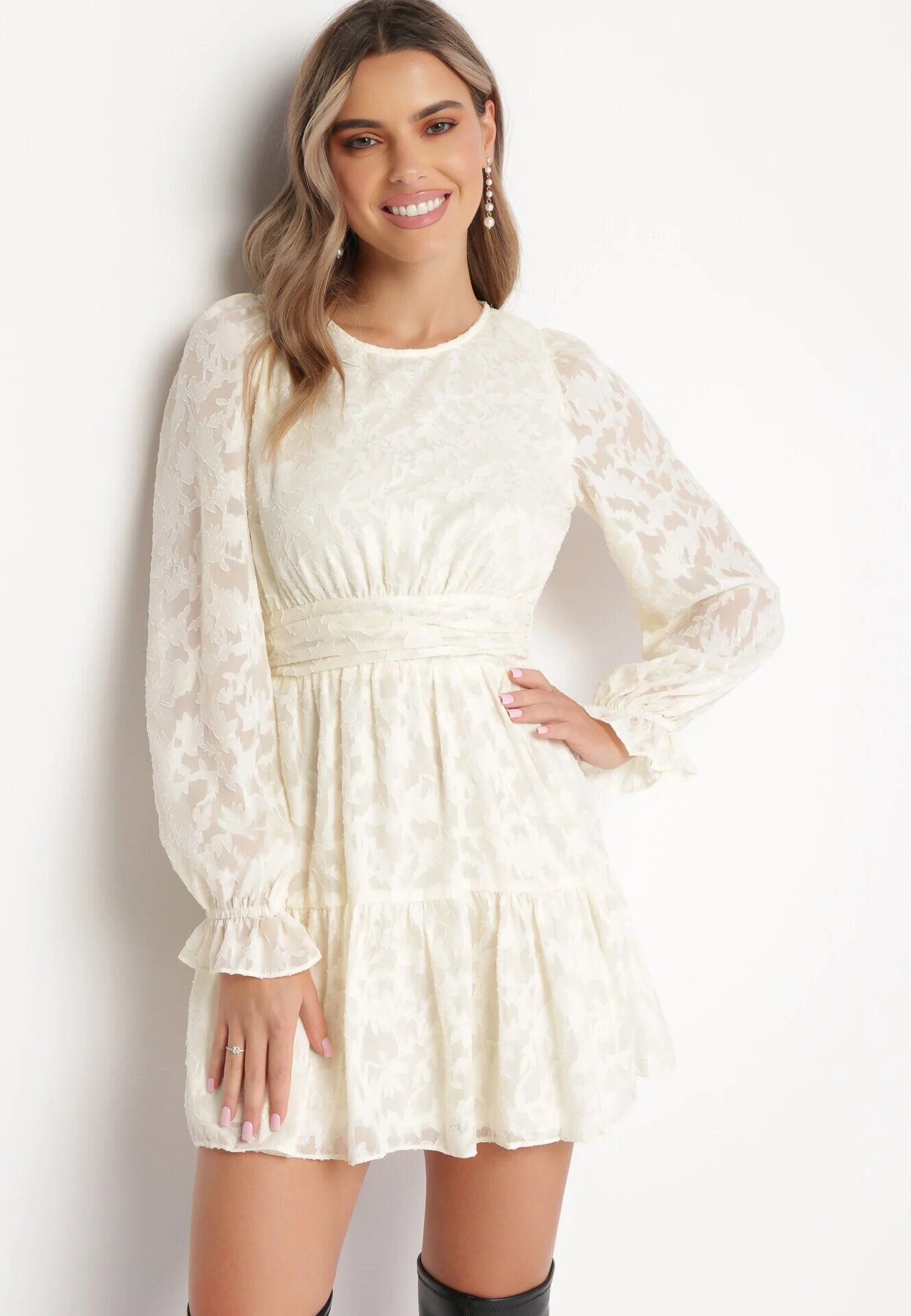 retro & icone Rochie Mini Bej Deschis din Țesătură Plumeti și cu Volan Coucile