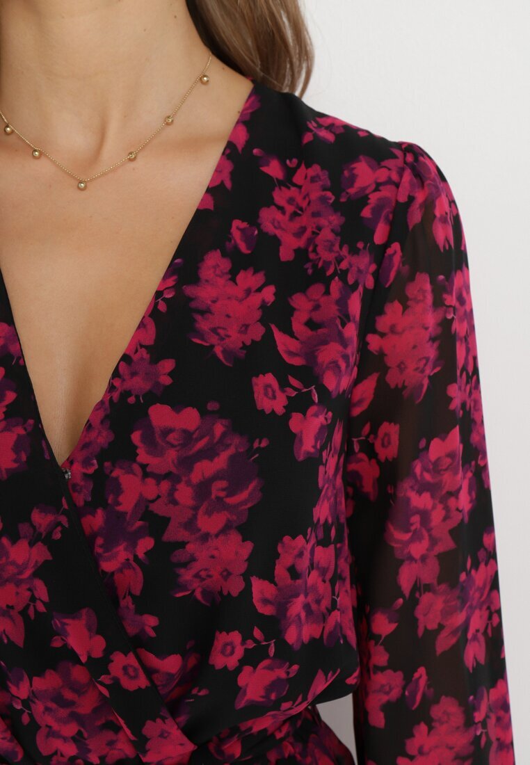 retro & icone Rochie mini cloche roz florală cu decolteu triunghiular și volane Cehamla