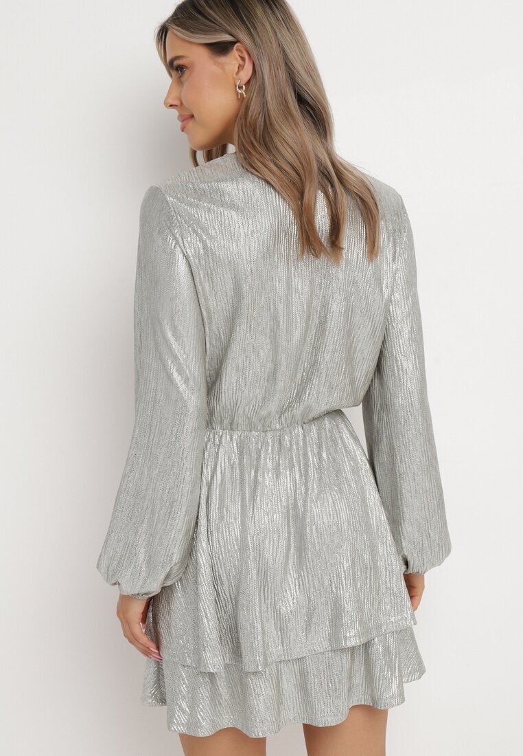 retro & icone Rochie Mini Cloș Aurie cu Decolteu Petrecut și Luciu Metalic Puobi