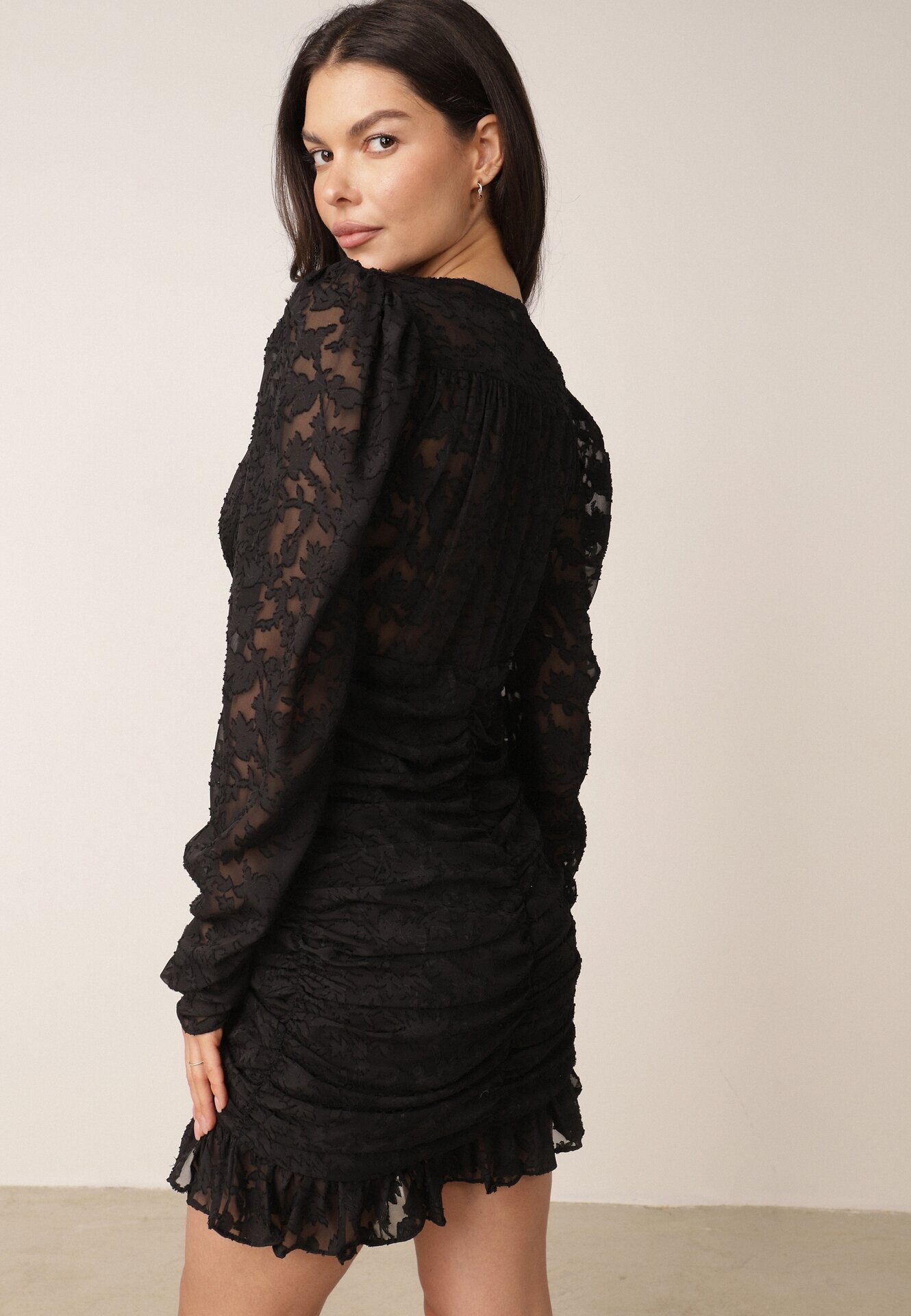 retro & icone Rochie Mini Neagră din Țesătură Plumeti cu Încrețituri Werenia
