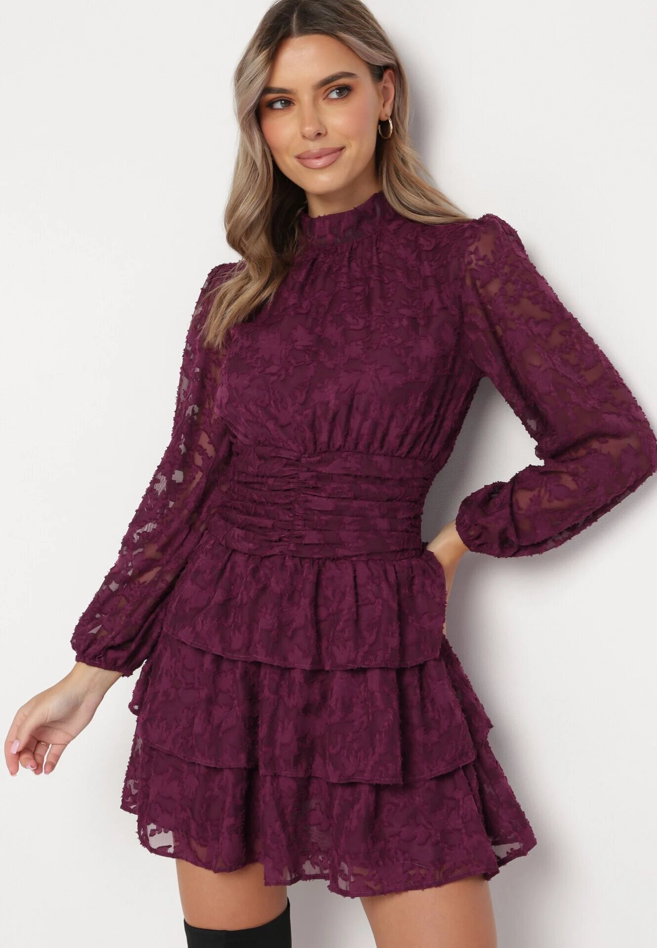 retro & icone Rochie mov cambrată mini dantelată cu volane Ciluna